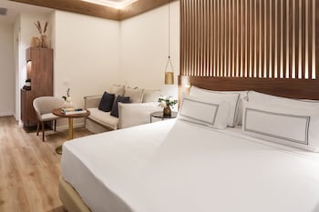 The Level, Premium Room