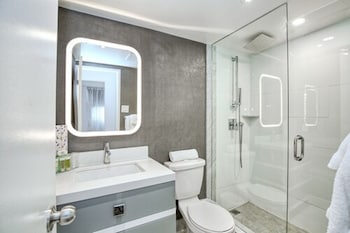 Standard Suite