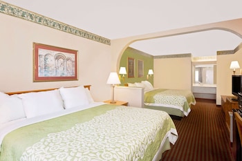 Room, Multiple Beds, Non Smoking (2 King beds)