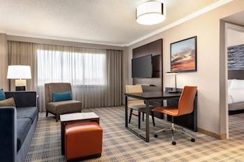 Family Suite, 1 King Bed with Sofa bed, Non Smoking