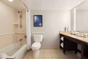 Room, 1 King Bed, Accessible, Non Smoking