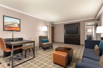 Family Suite, 1 King Bed with Sofa bed, Non Smoking