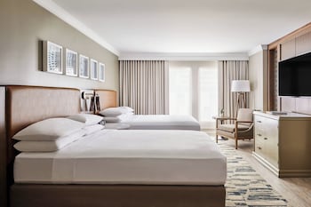 Room, 2 Queen Beds (Mobility/Hearing Access, Roll-In Shwr)