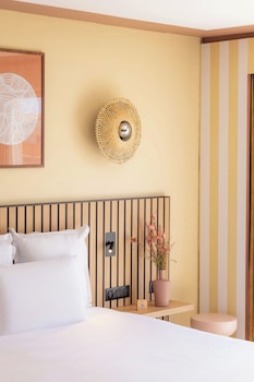 Junior Suite, 1 King Bed with Sofa bed, Terrace (view)