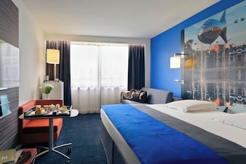 Classic Room, 1 Queen Bed with Sofa bed