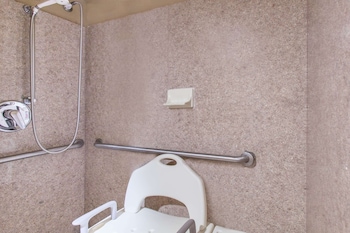 Standard Room, 1 King Bed, Accessible