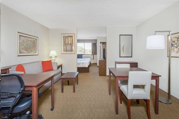 Executive Suite, 2 Double Beds, Non Smoking