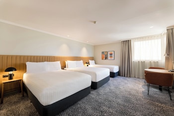 Standard Room, 2 Double Beds, 1 Single Bed