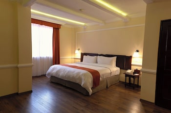 Deluxe Room, 1 King Bed