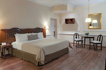 Junior Suite, 1 King Bed
