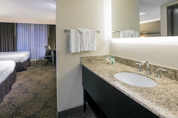 Suite, 1 Bedroom, Accessible Bathtub (Mobility)