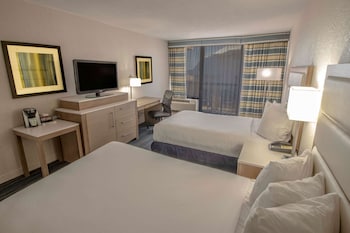 Room, 2 Queen Beds, Oceanfront