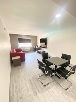 Suite, 1 King Bed with Sofa bed, Non Smoking (Primary)