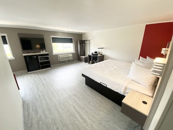 Junior Suite, 1 King Bed with Sofa bed, Non Smoking