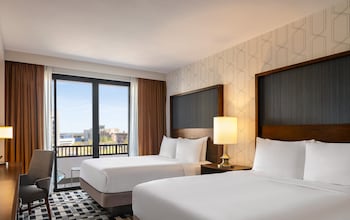 Deluxe Room, 2 Queen Beds