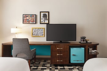 Room, 2 Double Beds, Accessible (Hearing)