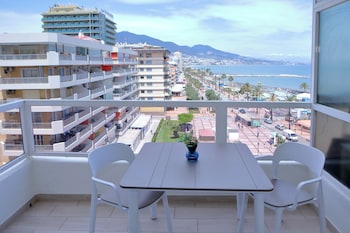 Studio, Terrace, Partial Sea View