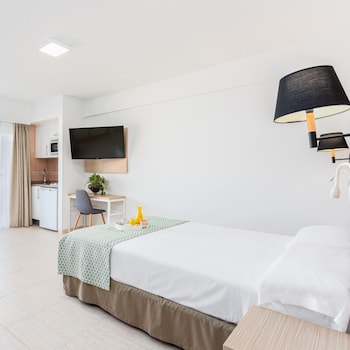 Superior Studio, Terrace, Partial Sea View
