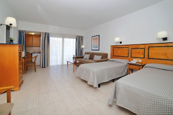 Apartment, Partial Sea View