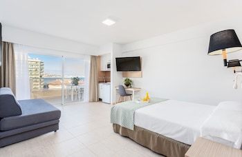 Superior Studio, Terrace, Partial Sea View