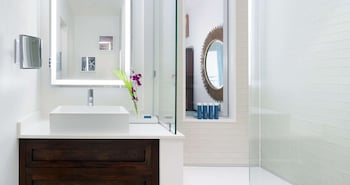 Club Suite, 1 Bedroom, Ocean View (Emerald Club Level Junior Suite)