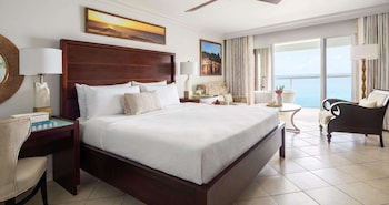 Club Suite, 1 Bedroom, Ocean View (Emerald Club Level Junior Suite)