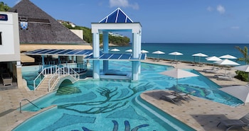 Honeymoon Room, 1 Bedroom, Partial Ocean View (Honeymoon Luxury Poolside)