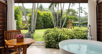 Honeymoon Suite, 1 Bedroom, Garden View (Honeymoon Sanctuary Junior Suite)