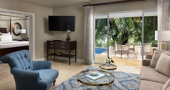 Honeymoon Suite, 1 Bedroom, Garden View (Honeymoon Butler Suite w/Private Pool)