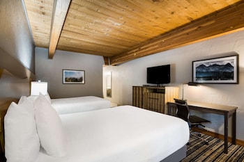 Standard Room, 2 Queen Beds, Non Smoking