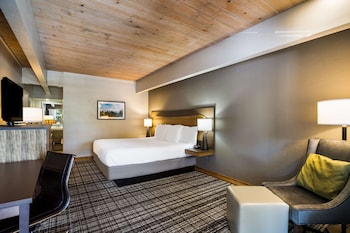 Suite, 2 Queen Beds, Non Smoking