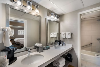 Suite, Multiple Beds, Non Smoking (with Single Sofabed)