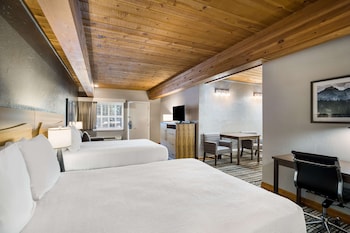 Standard Room, 2 Queen Beds, Non Smoking (with Single Sofabed)