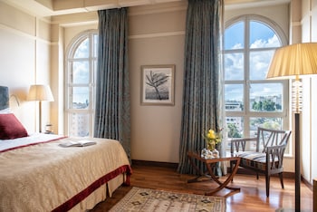 Deluxe Room (Old City Floors 5-6)