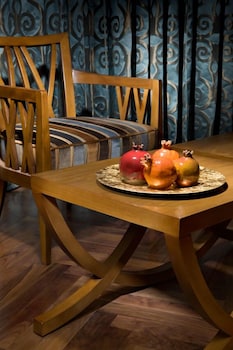 Deluxe Room (Old City Floors 5-6)