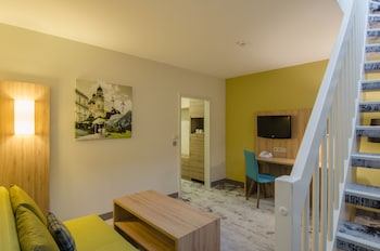 Standard Room, 1 King Bed with Sofa bed