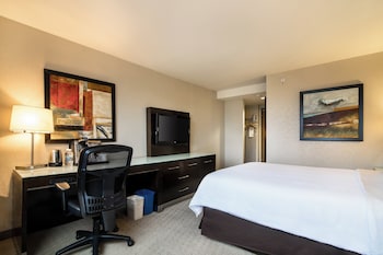 Standard Room, 1 Queen Bed