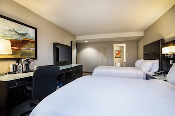Standard Room, 2 Double Beds, Balcony
