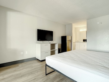 Premium Single Room