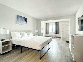 Premium Single Room