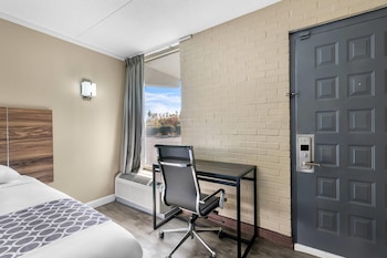 Standard Room, 2 Double Beds, Non Smoking