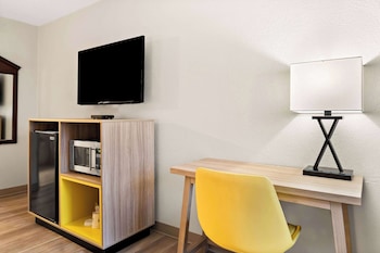 Room, 1 King Bed, Accessible