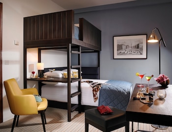 Room (Bunk/Snug)