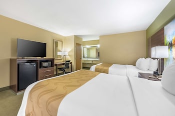 Standard Room, 2 Queen Beds, Non Smoking