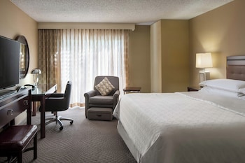Superior Room, 1 King Bed