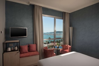 Superior Room (View)