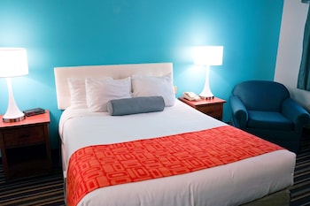 Standard Room, 1 Queen Bed, Accessible