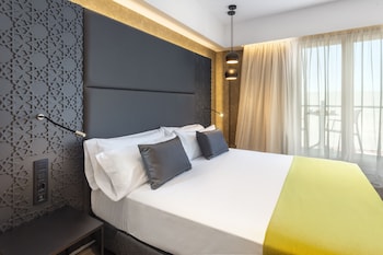Premium Double or Twin Room, Terrace, City View