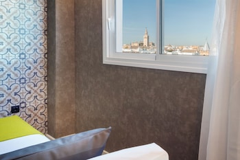 Premium Double Room, City View