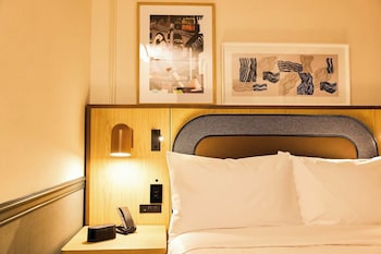 Room, 1 Double Bed (Chic Solo Double)